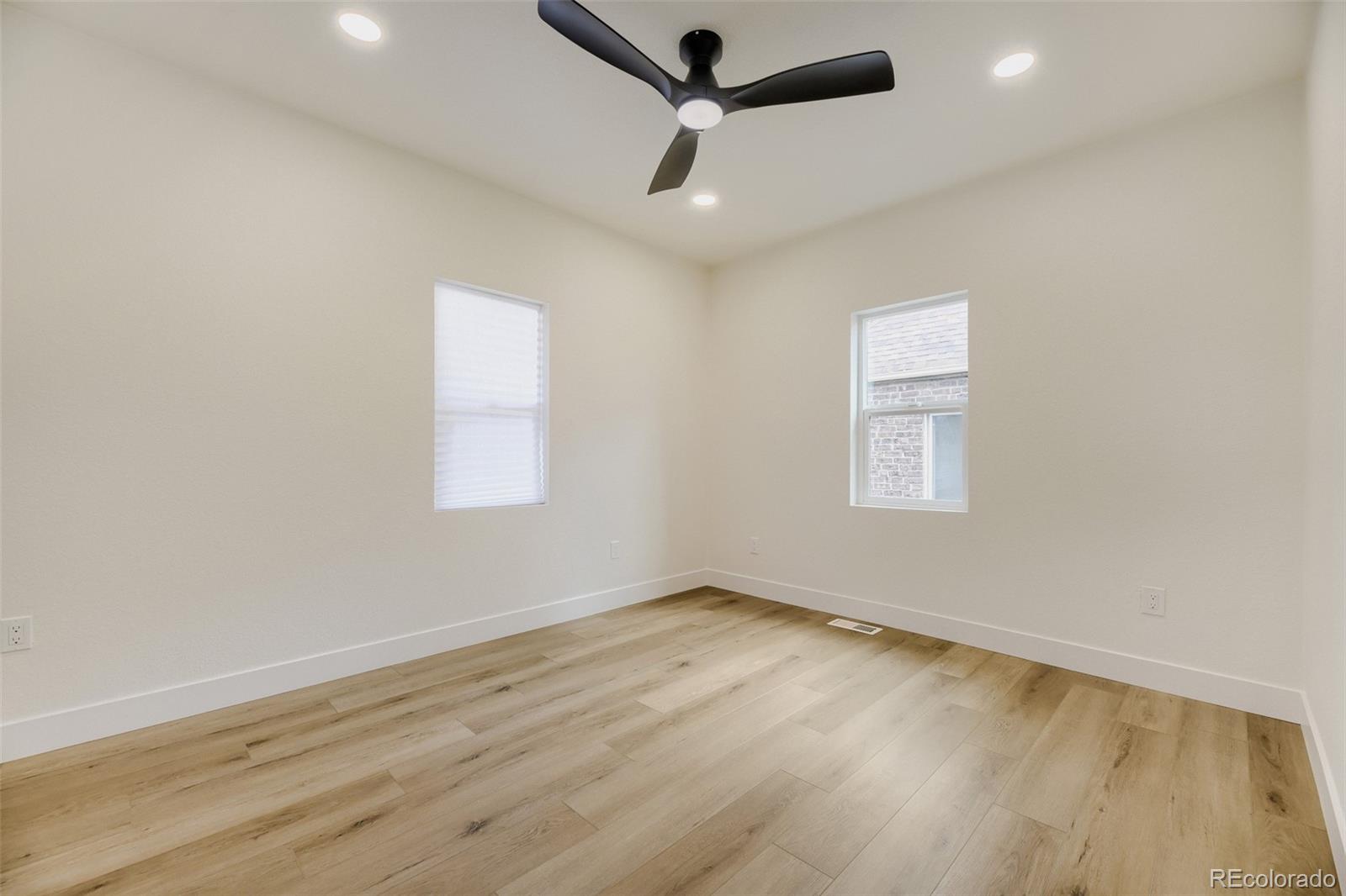 MLS Image #10 for 2451 n york street,denver, Colorado