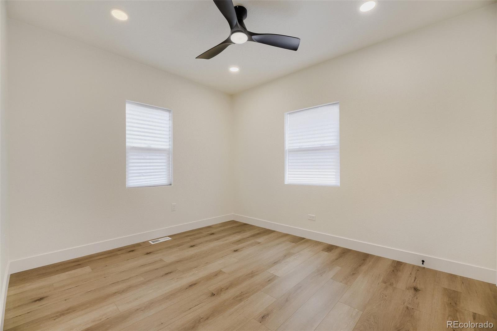 MLS Image #12 for 2451 n york street,denver, Colorado