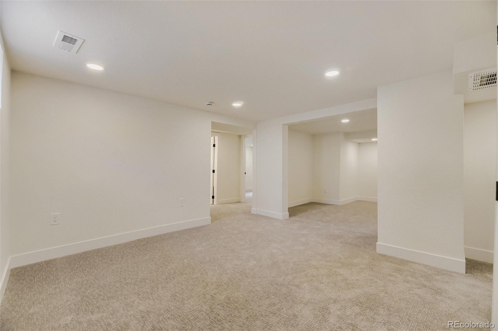 MLS Image #13 for 2451 n york street,denver, Colorado