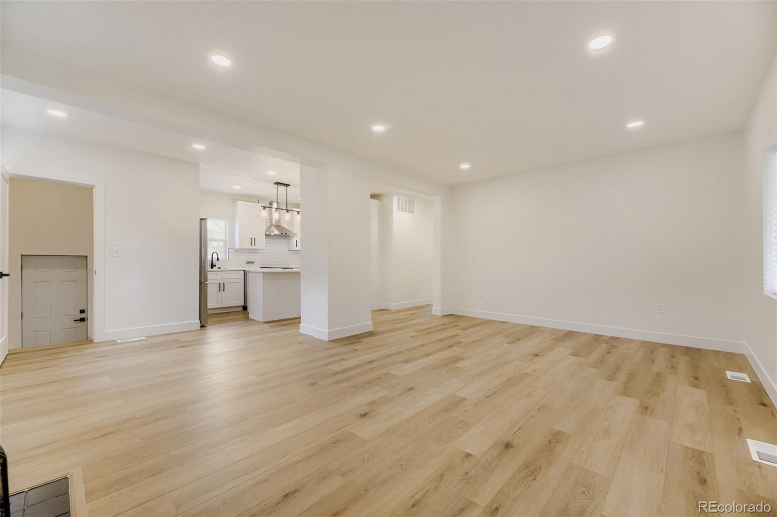 MLS Image #4 for 2451 n york street,denver, Colorado