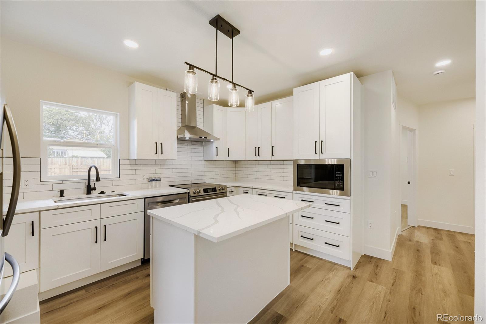 MLS Image #7 for 2451 n york street,denver, Colorado