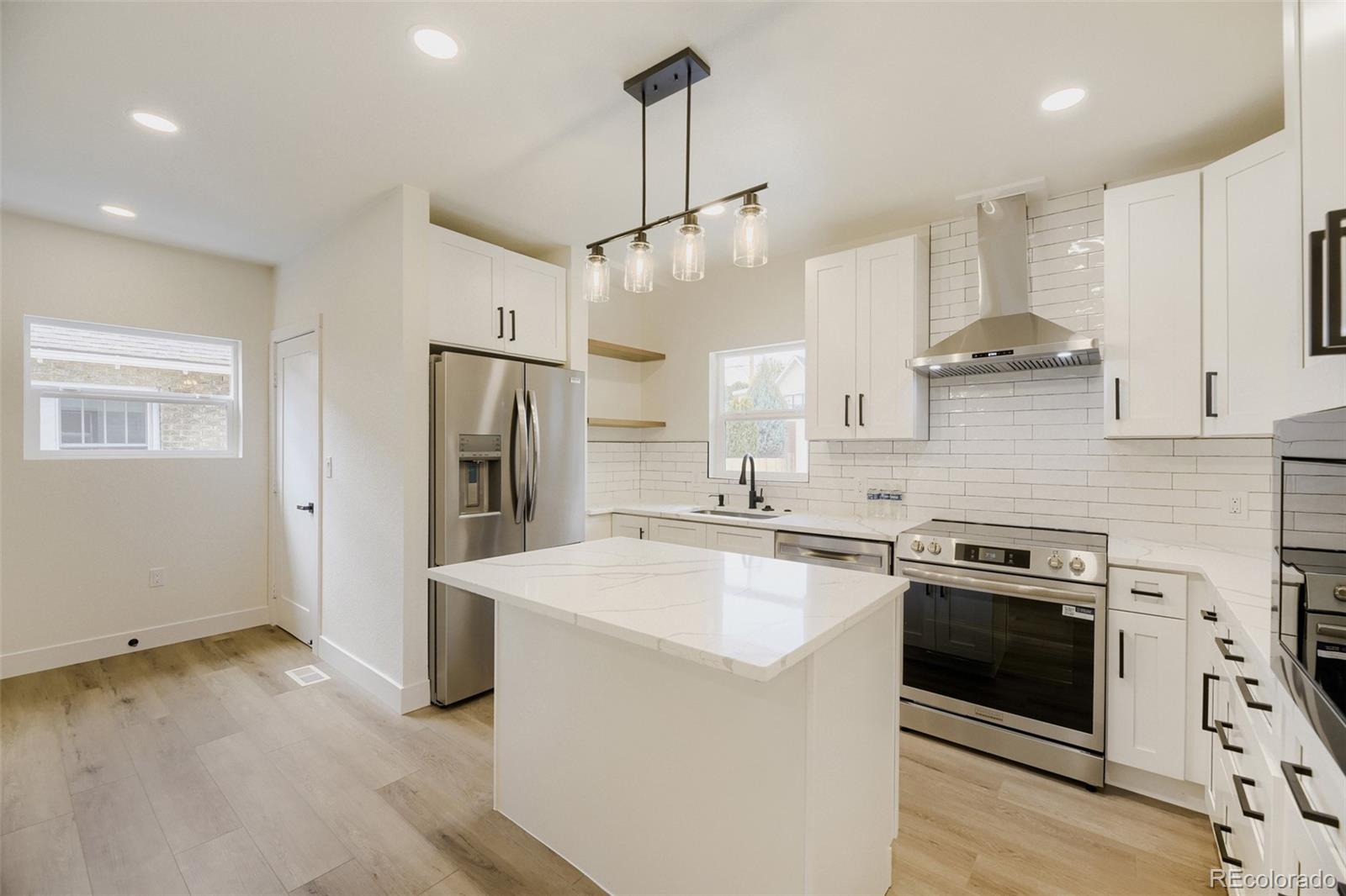 MLS Image #8 for 2451 n york street,denver, Colorado