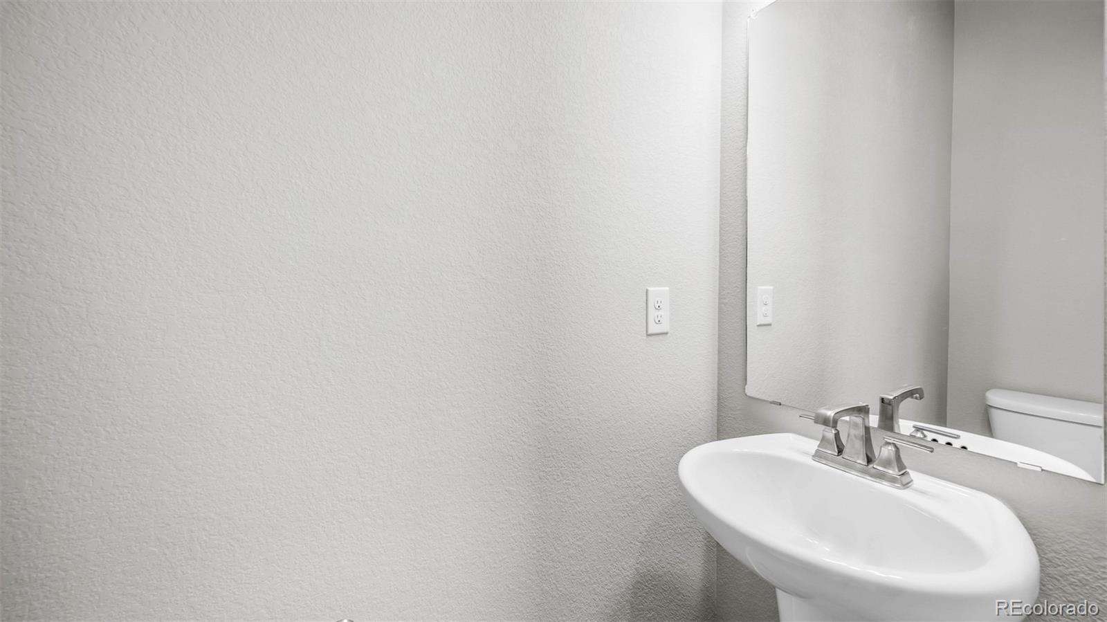 MLS Image #16 for 9997  revere court,commerce city, Colorado