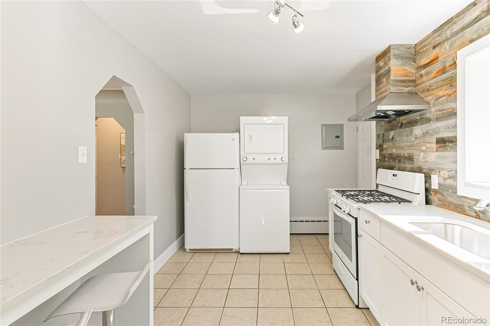 MLS Image #10 for 2520-2522  yates street,denver, Colorado