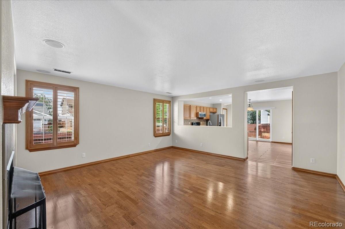 MLS Image #10 for 5574  kalispell street,denver, Colorado