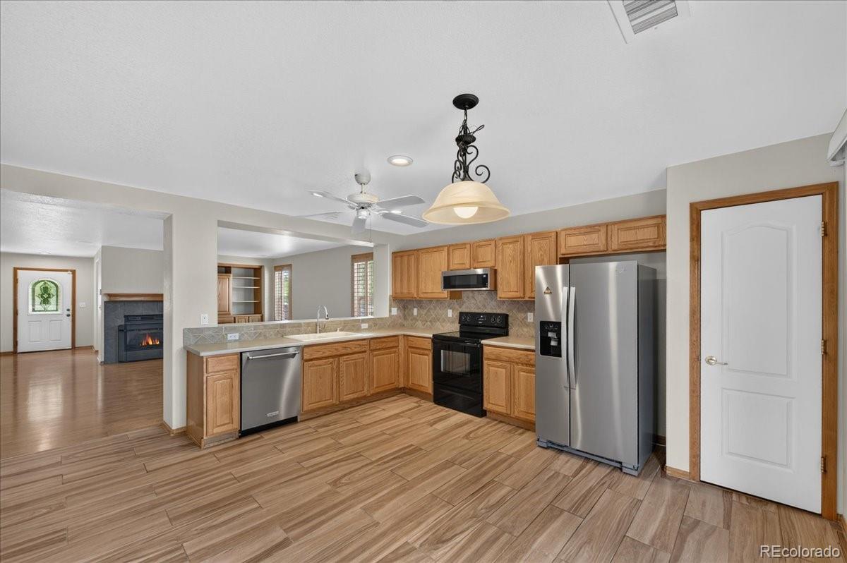 MLS Image #14 for 5574  kalispell street,denver, Colorado
