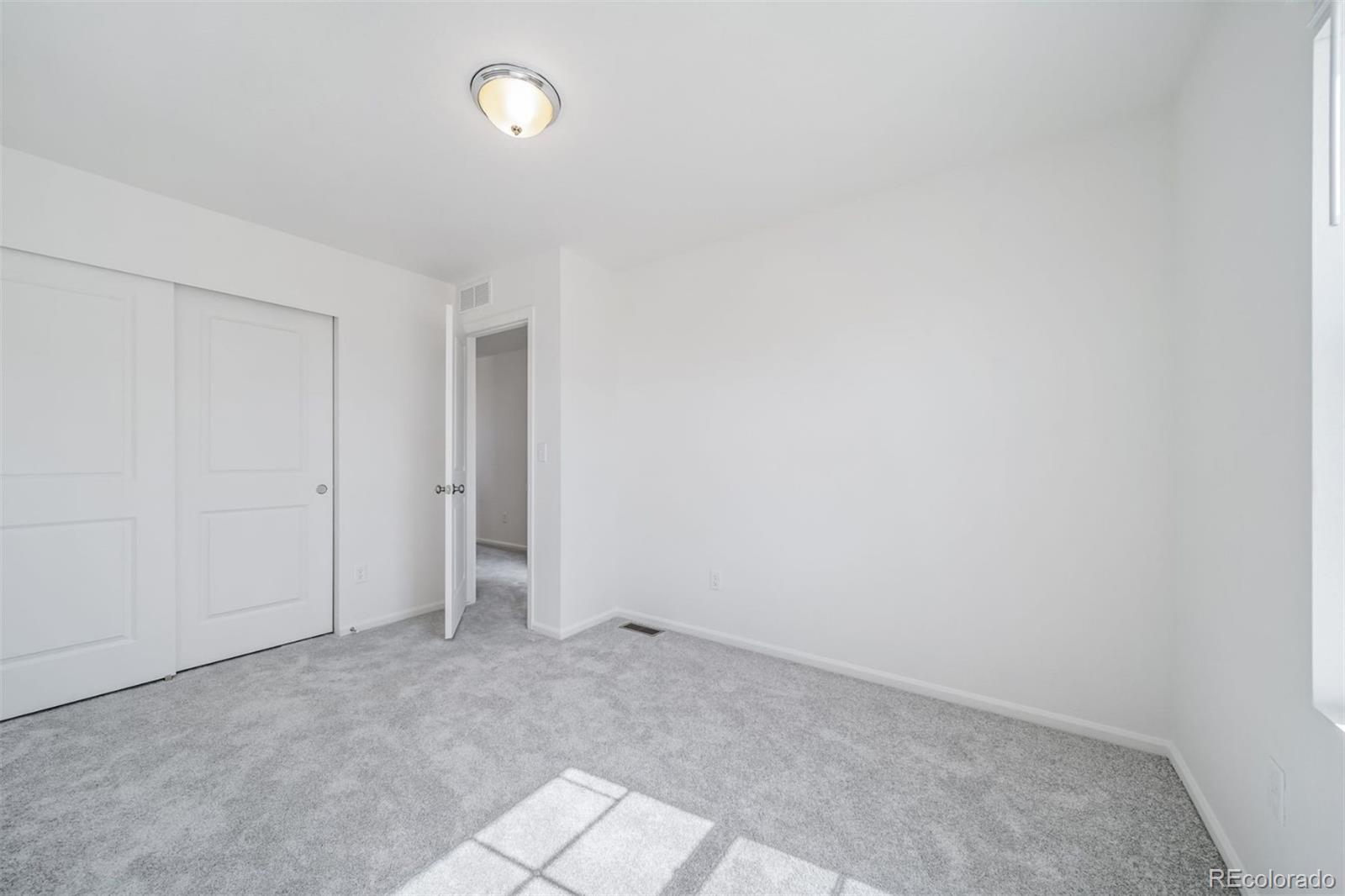 MLS Image #13 for 10082  salem court,commerce city, Colorado