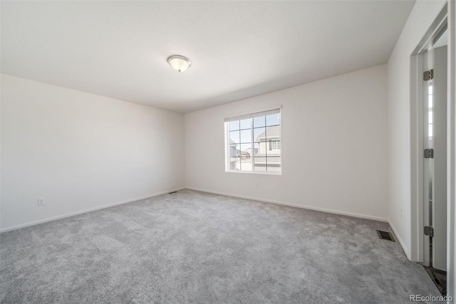 MLS Image #31 for 10082  salem court,commerce city, Colorado