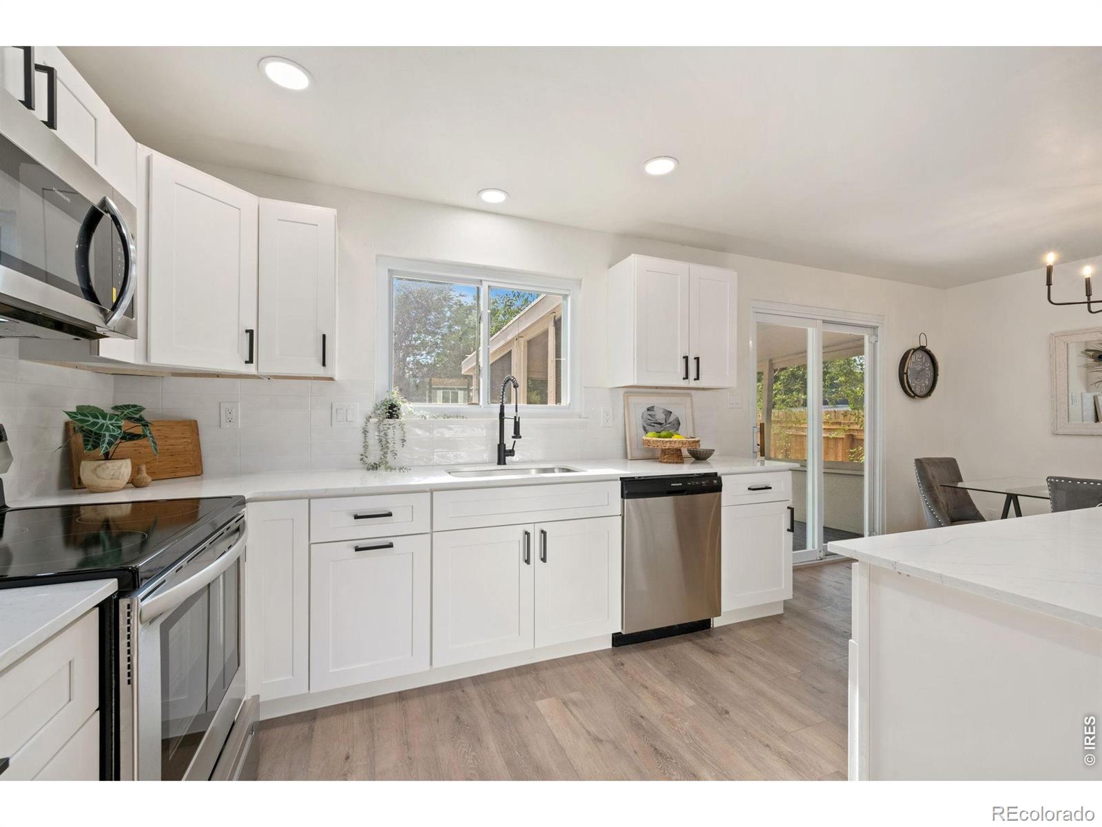 MLS Image #12 for 2433  sunset drive,longmont, Colorado