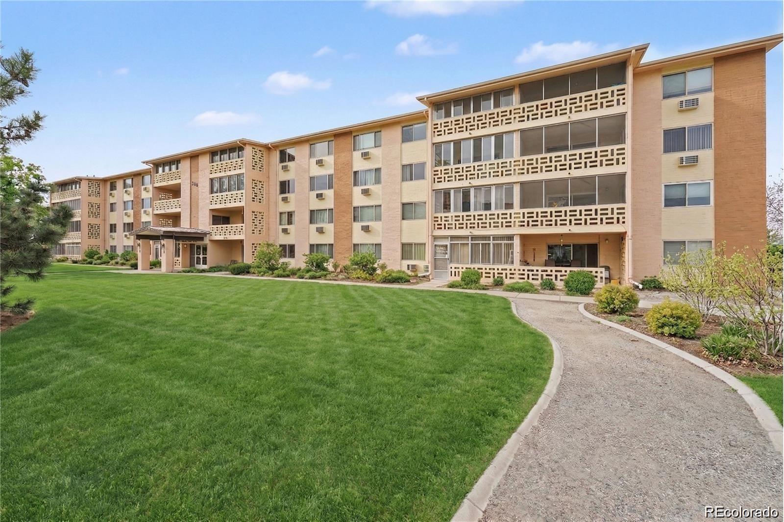 MLS Image #5 for 300 s clinton street,denver, Colorado