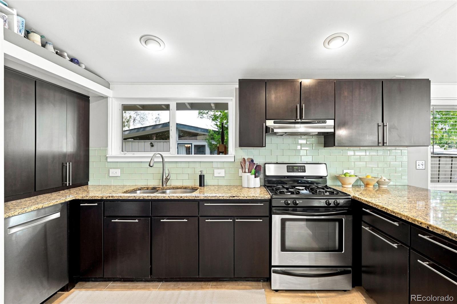MLS Image #16 for 2525 s lowell boulevard,denver, Colorado