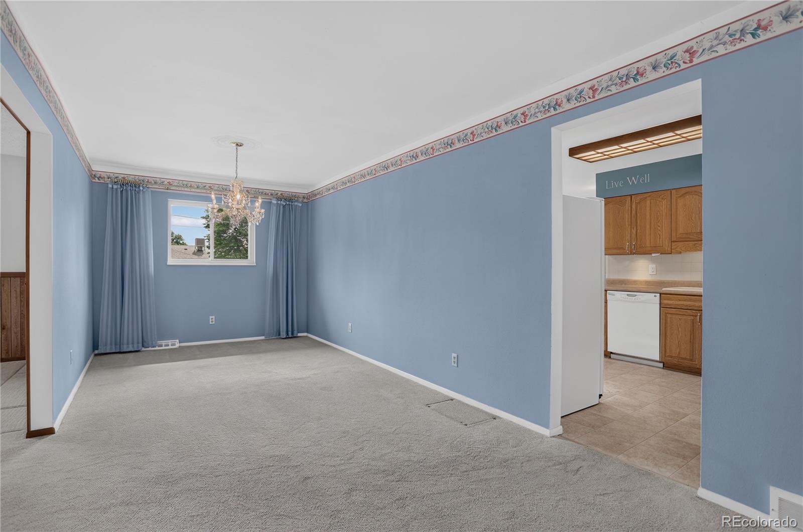 MLS Image #7 for 2974 s eaton street,denver, Colorado