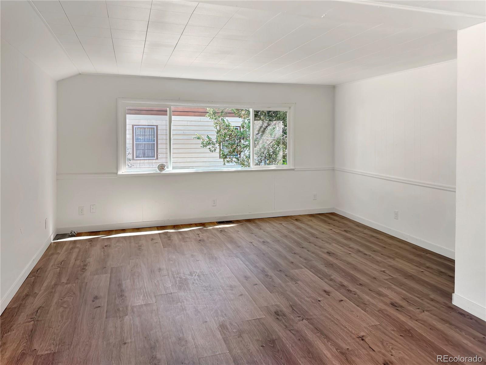 MLS Image #12 for 561  j avenue,limon, Colorado