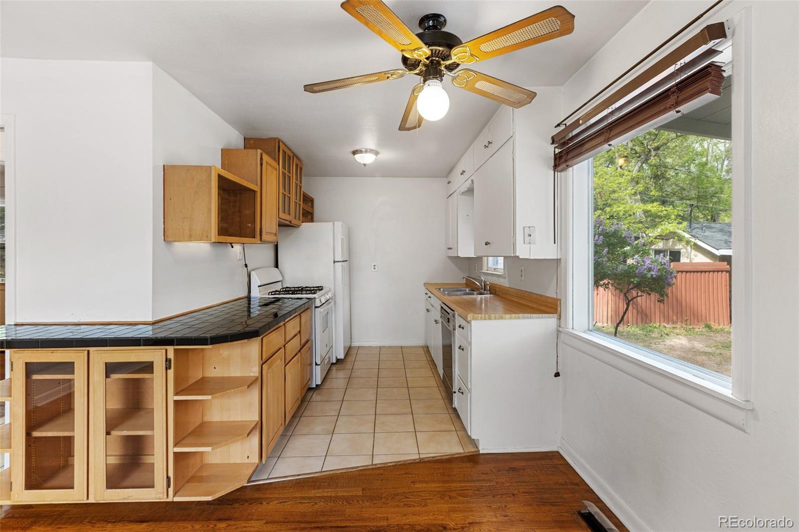 MLS Image #12 for 1527 w cheyenne road,colorado springs, Colorado