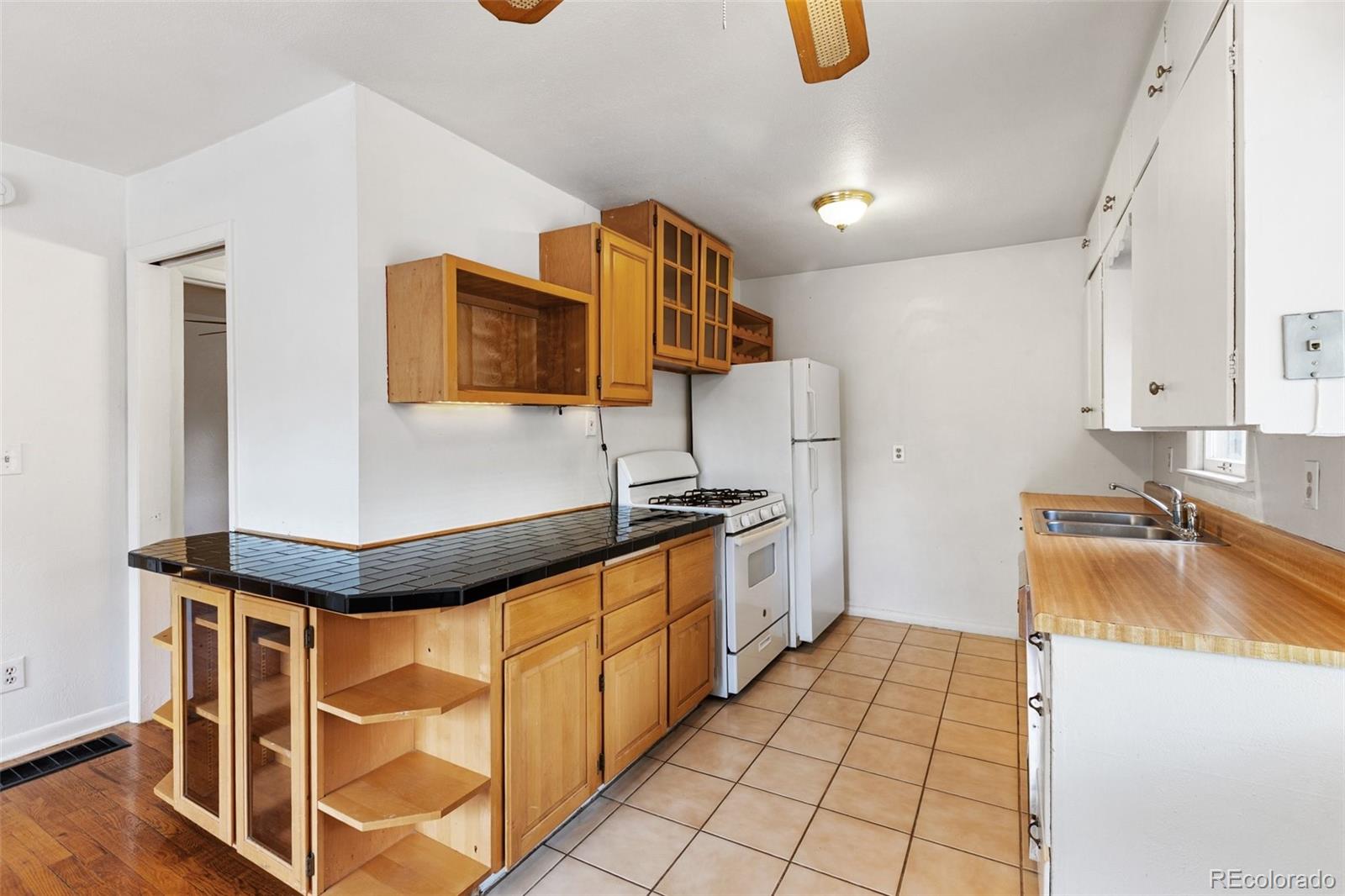 MLS Image #13 for 1527 w cheyenne road,colorado springs, Colorado