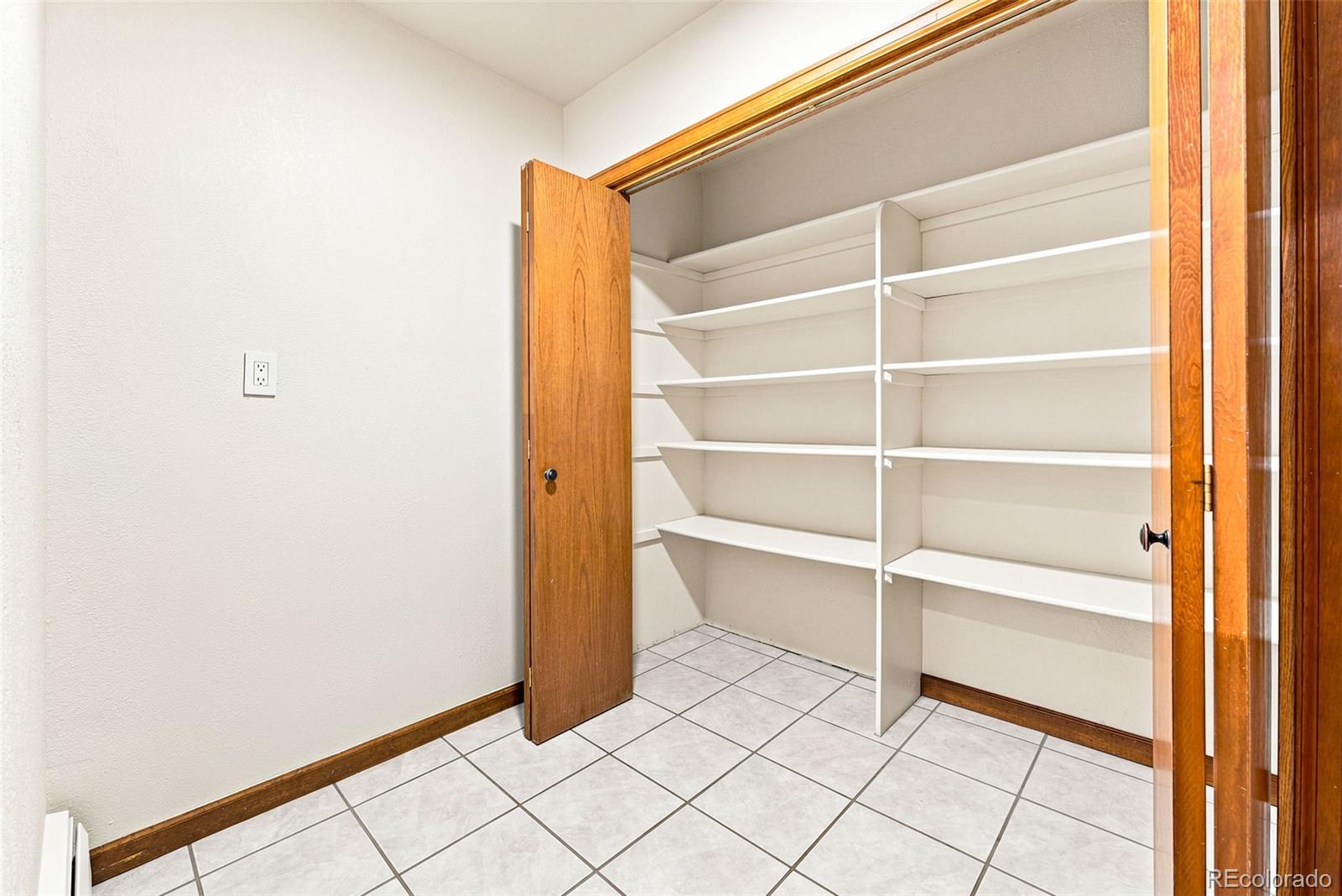 MLS Image #14 for 5252 s xenophon court,littleton, Colorado