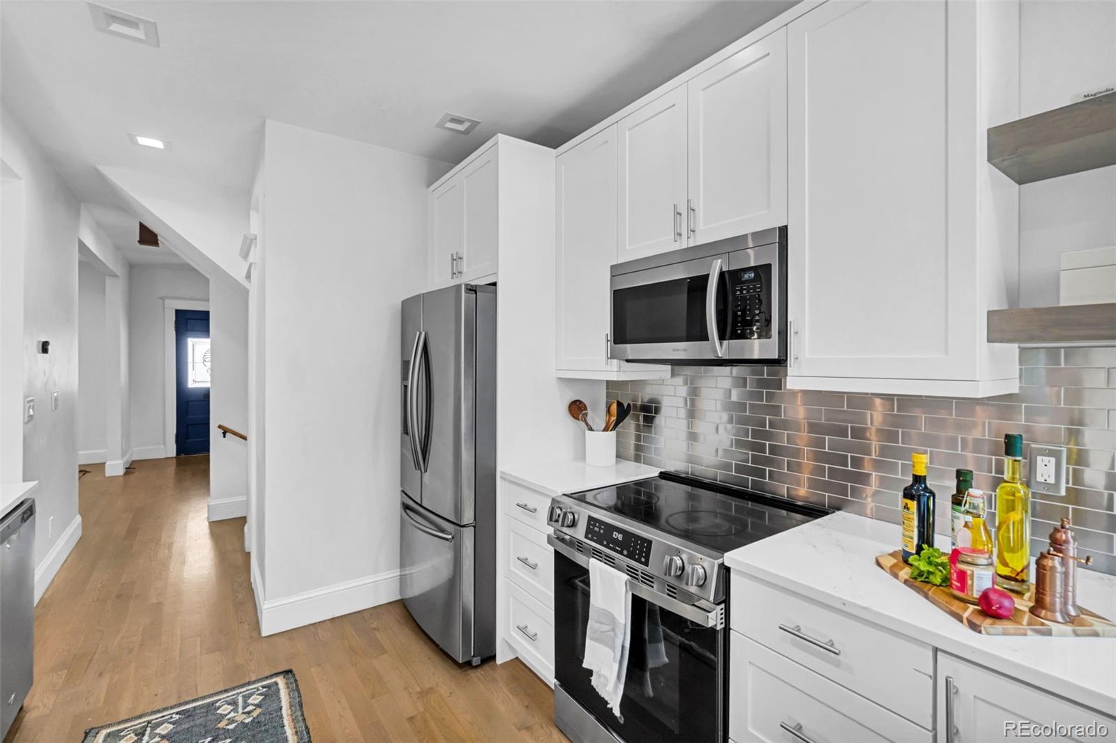 MLS Image #12 for 960 n downing street,denver, Colorado