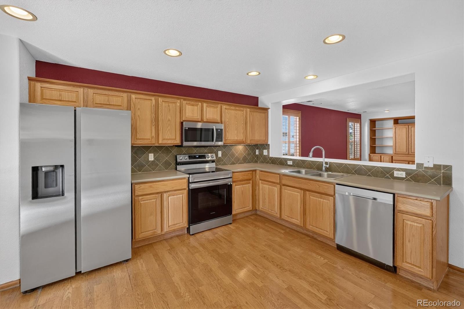 MLS Image #13 for 5531  lewiston court,denver, Colorado