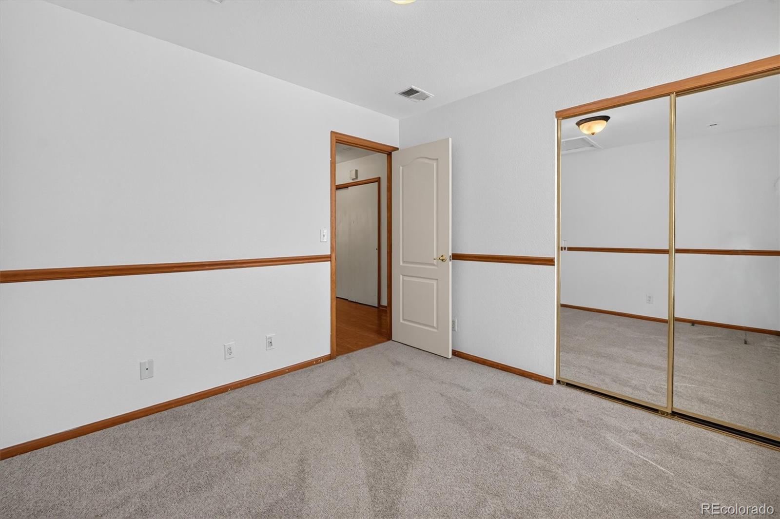 MLS Image #22 for 5531  lewiston court,denver, Colorado