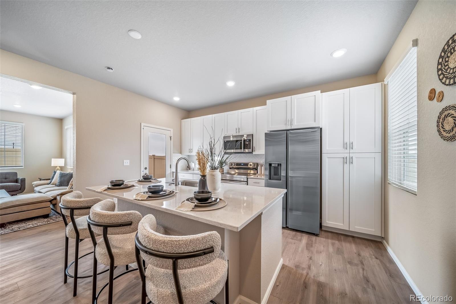 MLS Image #2 for 10054  salem court,commerce city, Colorado