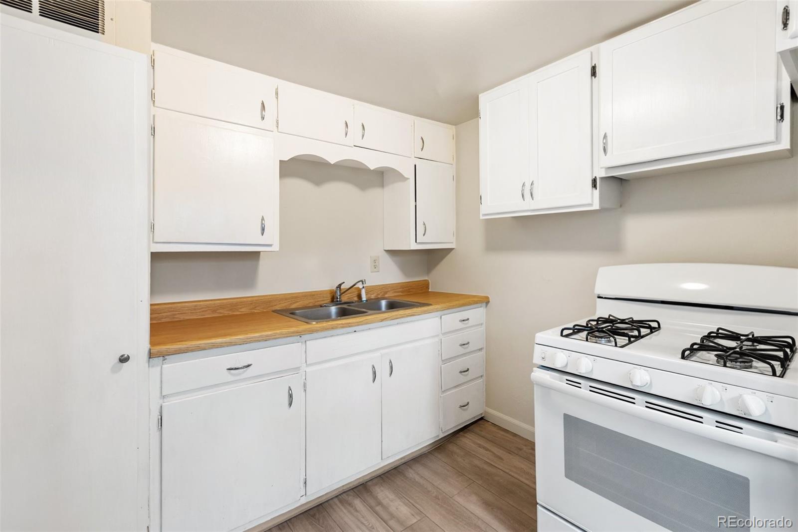 MLS Image #23 for 1531 w cheyenne road,colorado springs, Colorado