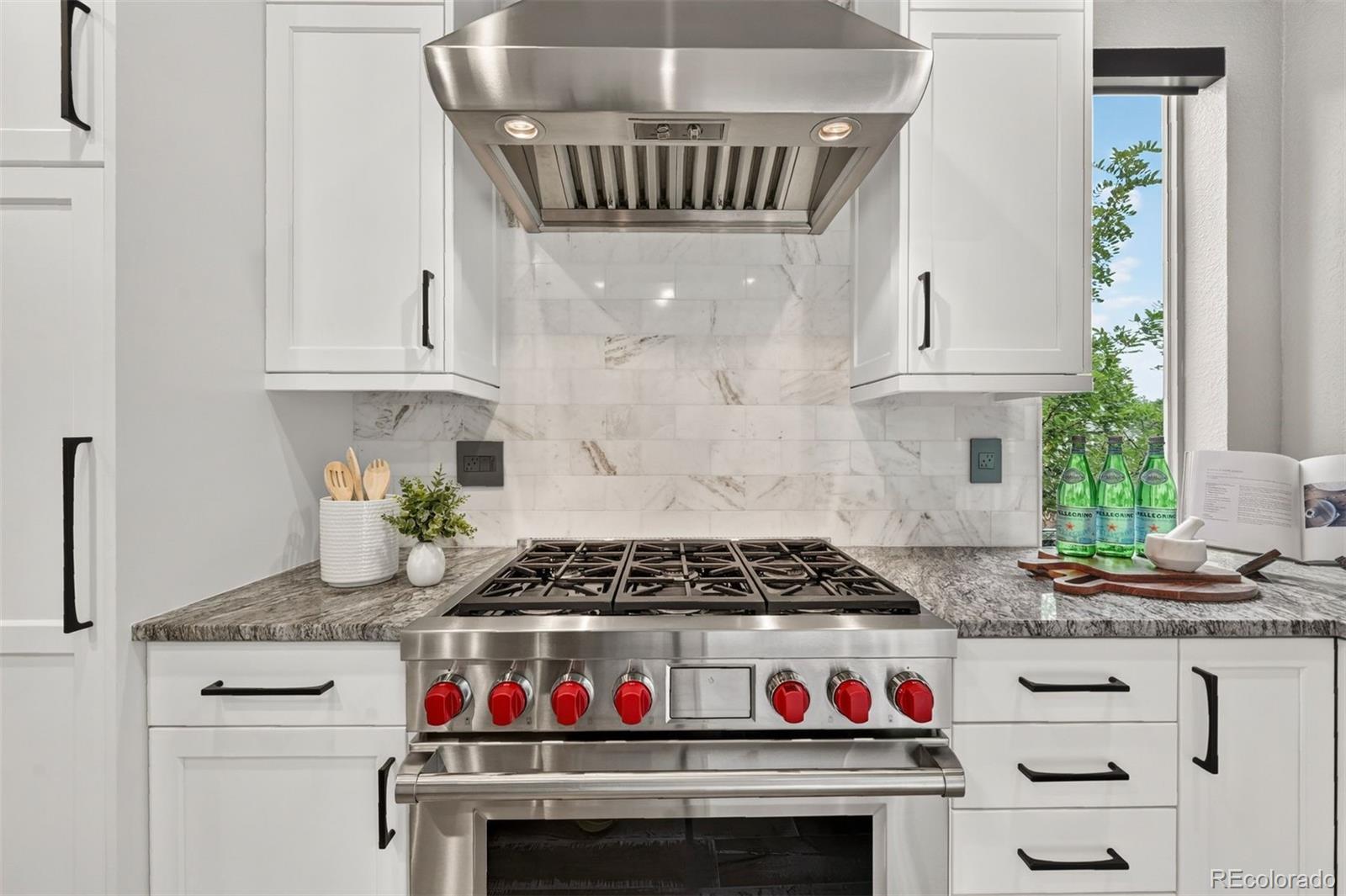MLS Image #2 for 94  cheyenne boulevard,colorado springs, Colorado
