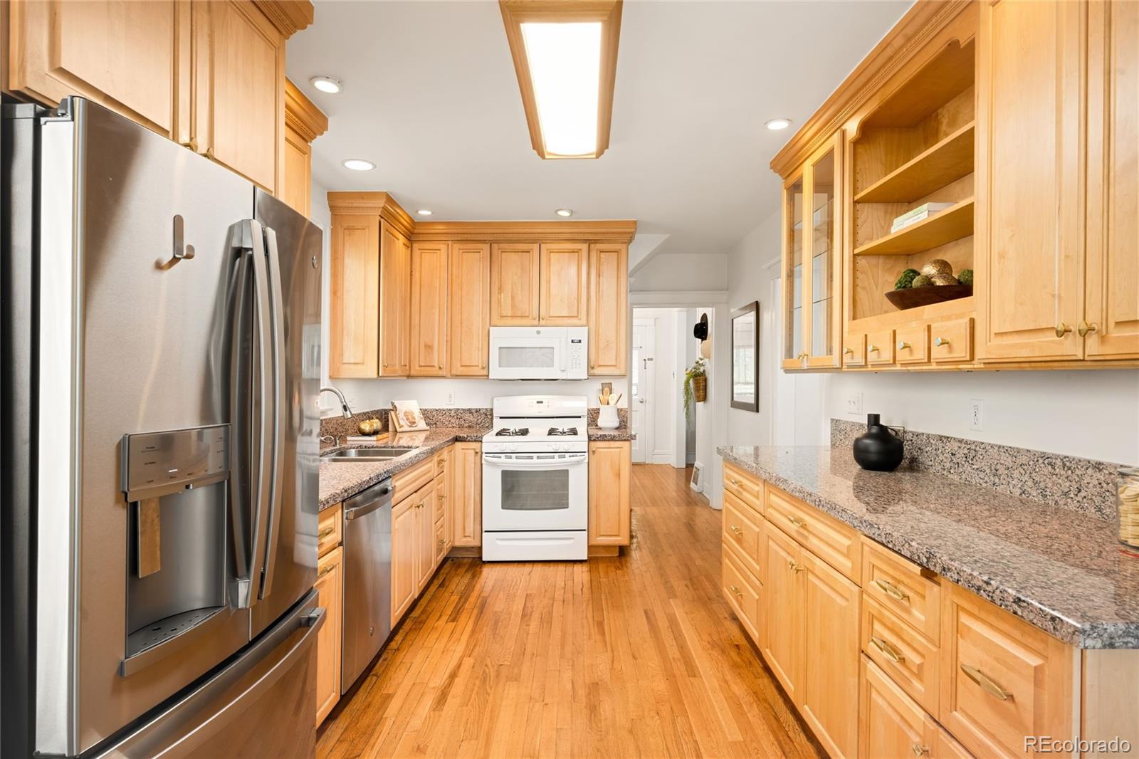 MLS Image #12 for 1131  saint paul street,denver, Colorado
