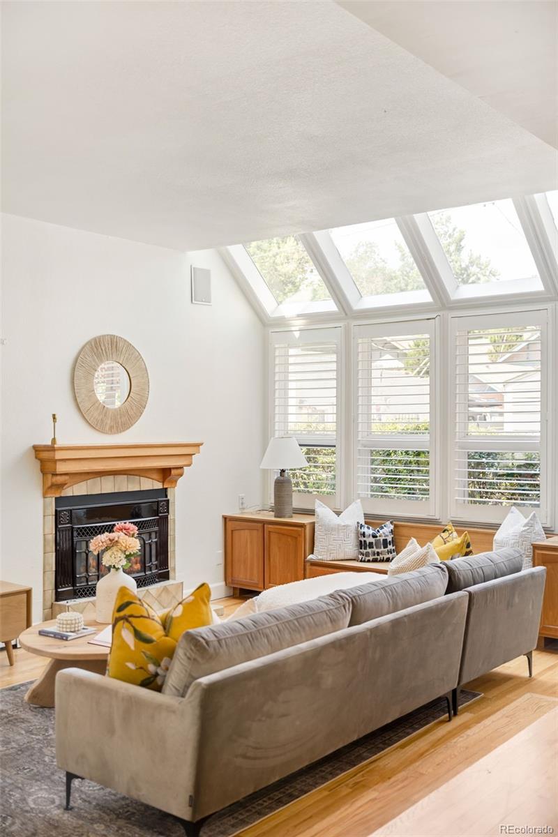 MLS Image #14 for 1131  saint paul street,denver, Colorado