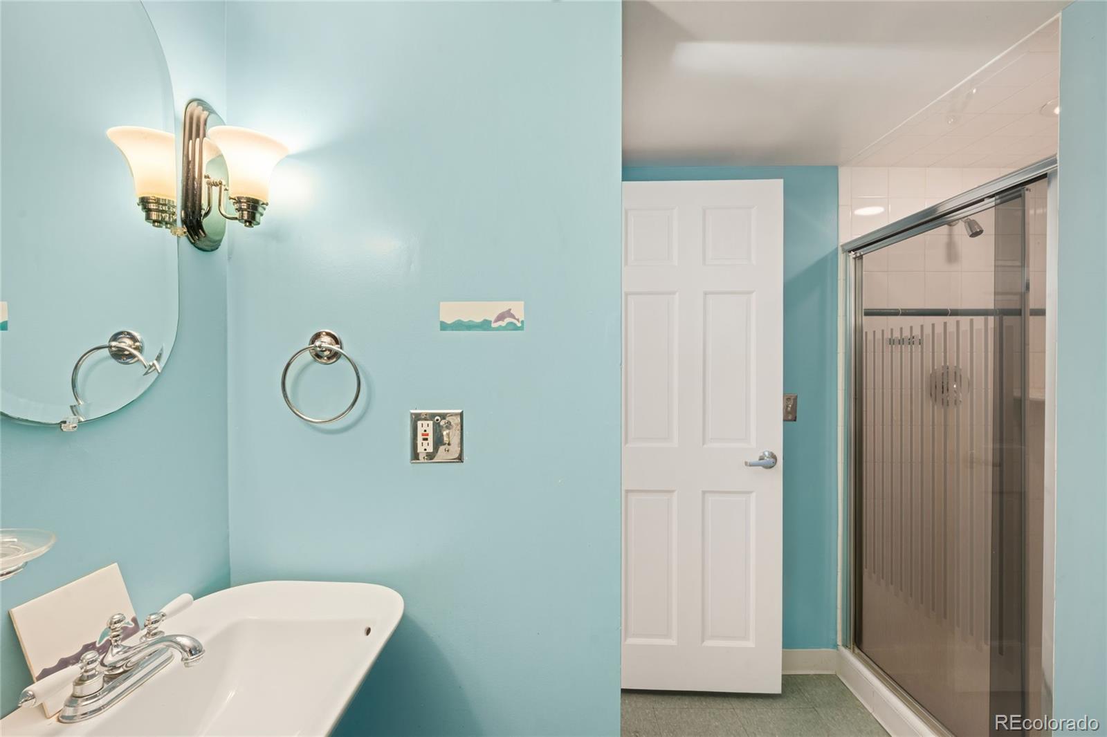 MLS Image #31 for 1131  saint paul street,denver, Colorado