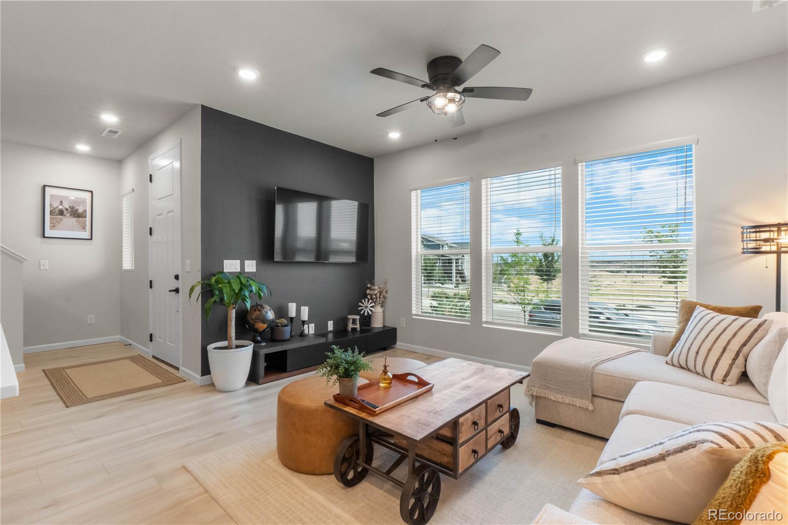 MLS Image #3 for 7922  sterling ranch avenue,littleton, Colorado