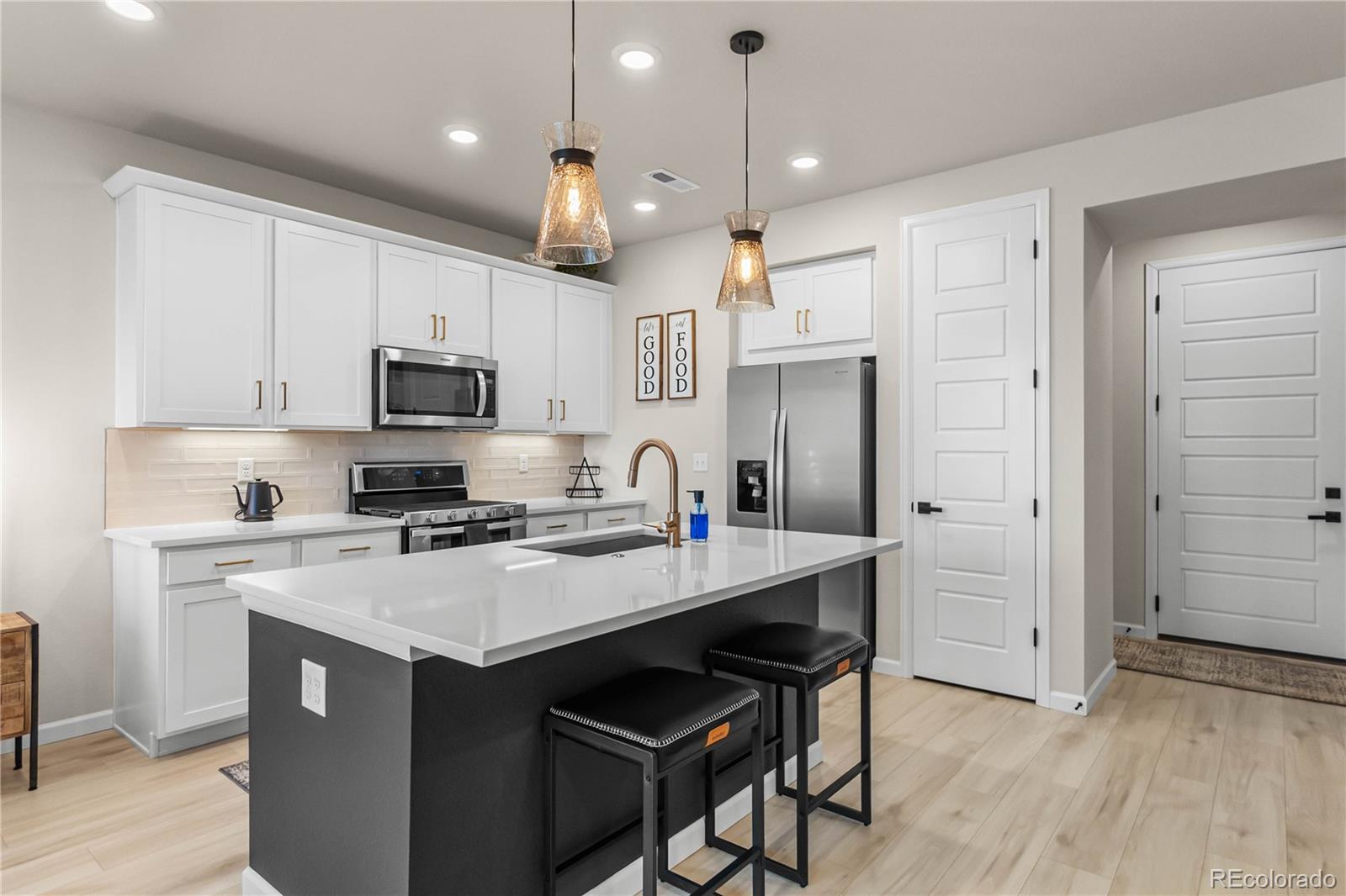MLS Image #5 for 7922  sterling ranch avenue,littleton, Colorado