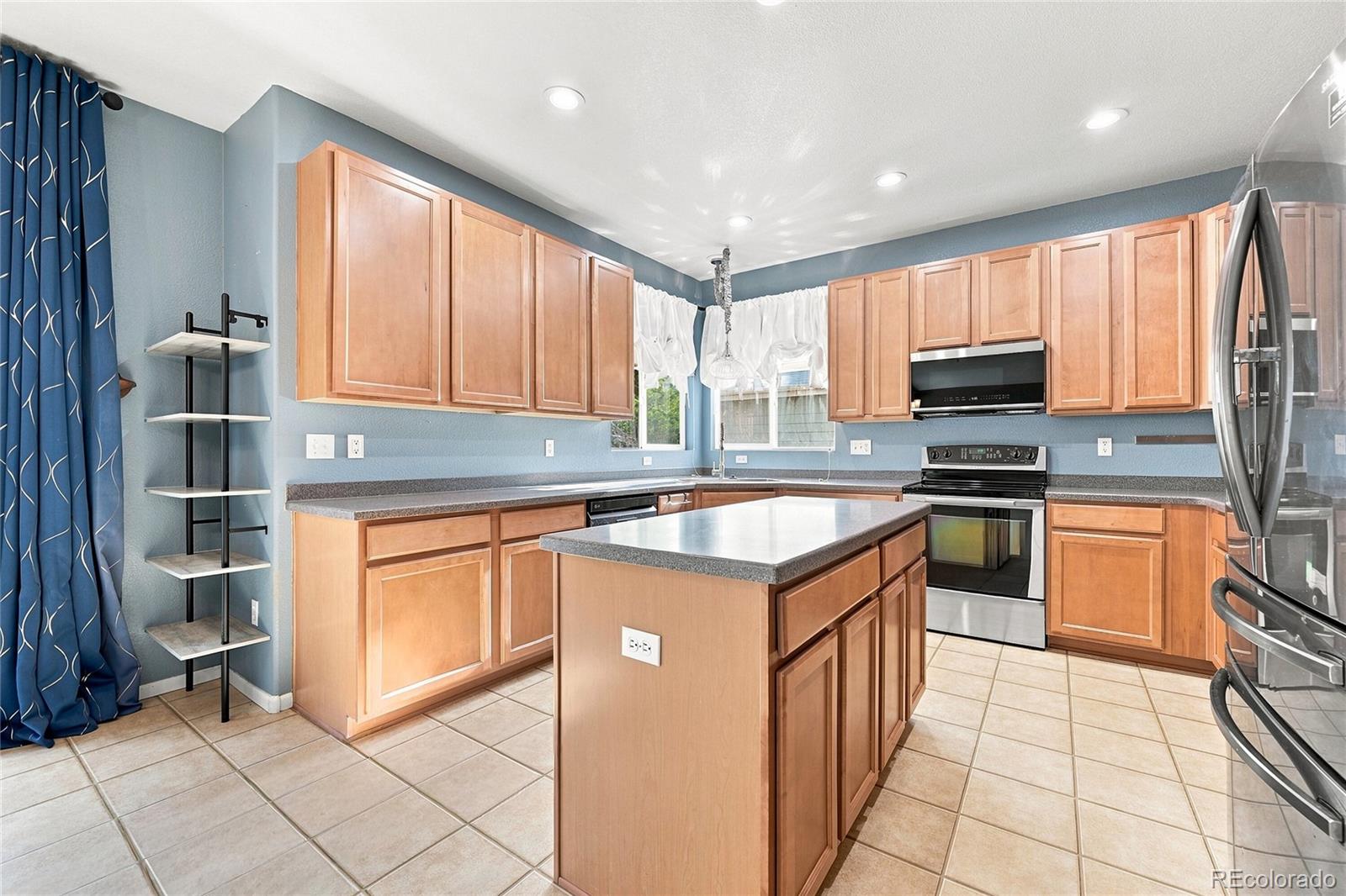 MLS Image #13 for 16484 e 107th place,commerce city, Colorado