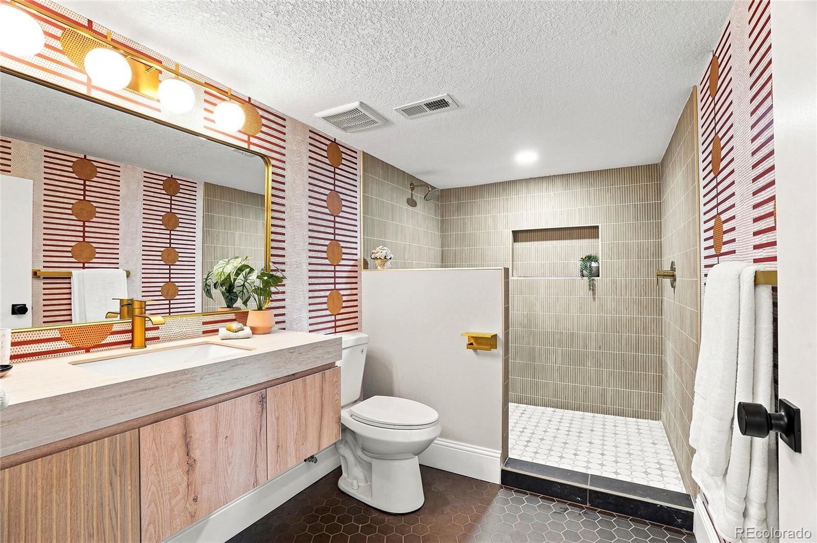 MLS Image #25 for 1534  fairfax street,denver, Colorado