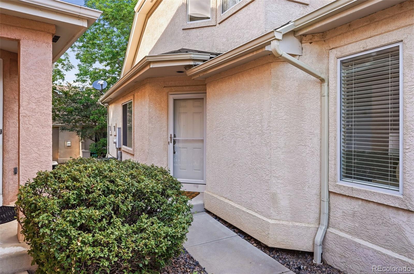 MLS Image #1 for 12471 e caspian drive,aurora, Colorado