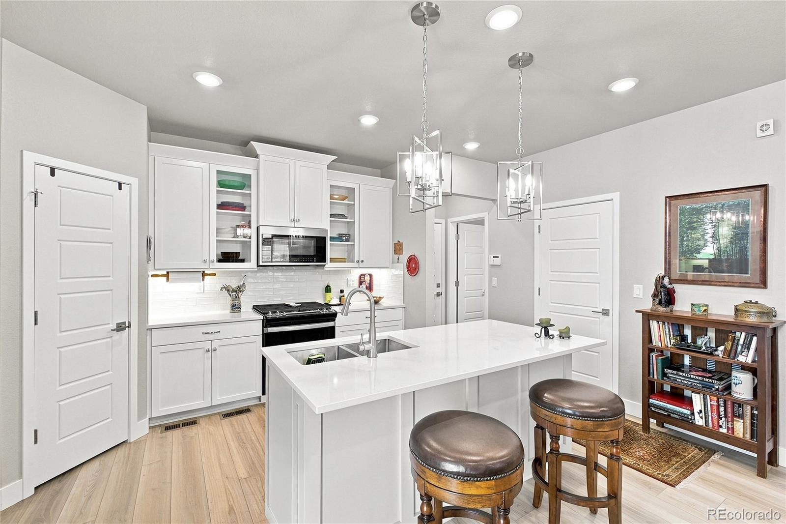MLS Image #10 for 9777  banner peak street,littleton, Colorado