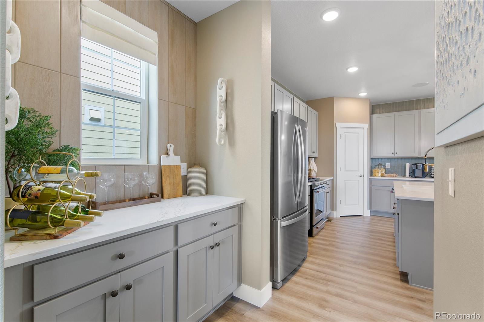 MLS Image #5 for 24200 e 54th place,aurora, Colorado