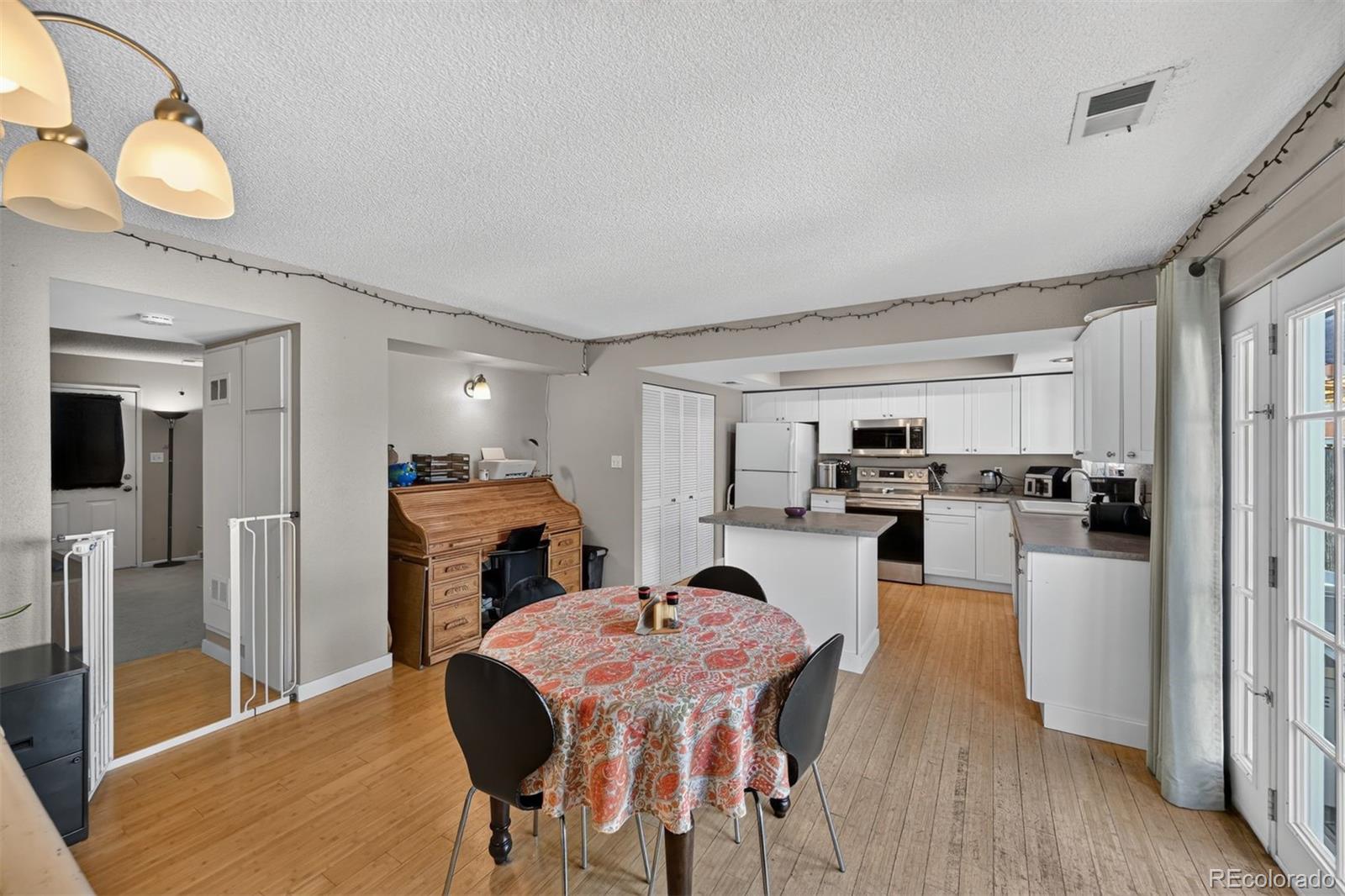 MLS Image #5 for 614 s xenon court,denver, Colorado