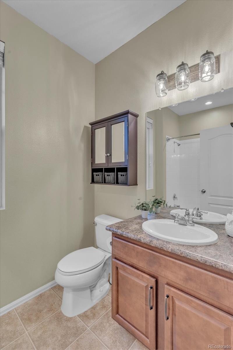 MLS Image #11 for 24348 e brandt avenue,aurora, Colorado