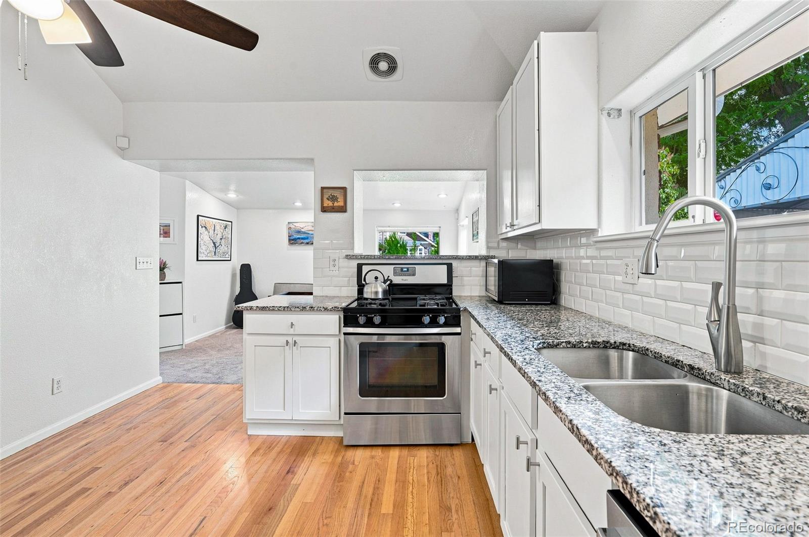 MLS Image #17 for 1028  jackson street,denver, Colorado