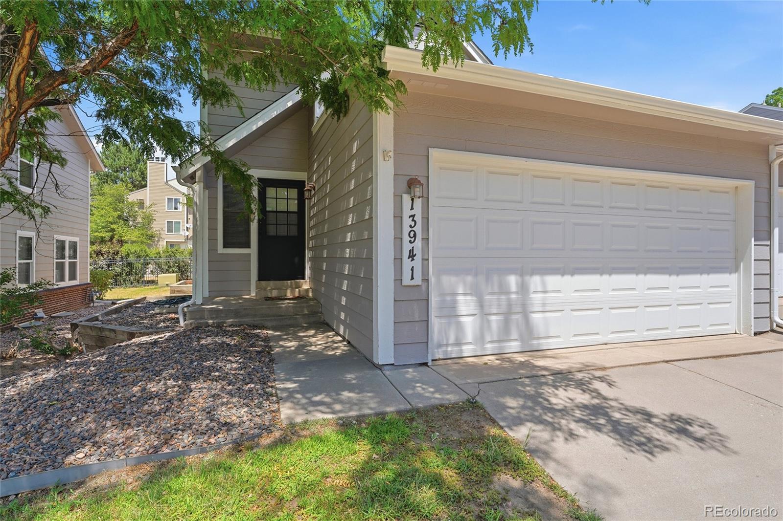 MLS Image #3 for 13941 e oxford place,aurora, Colorado