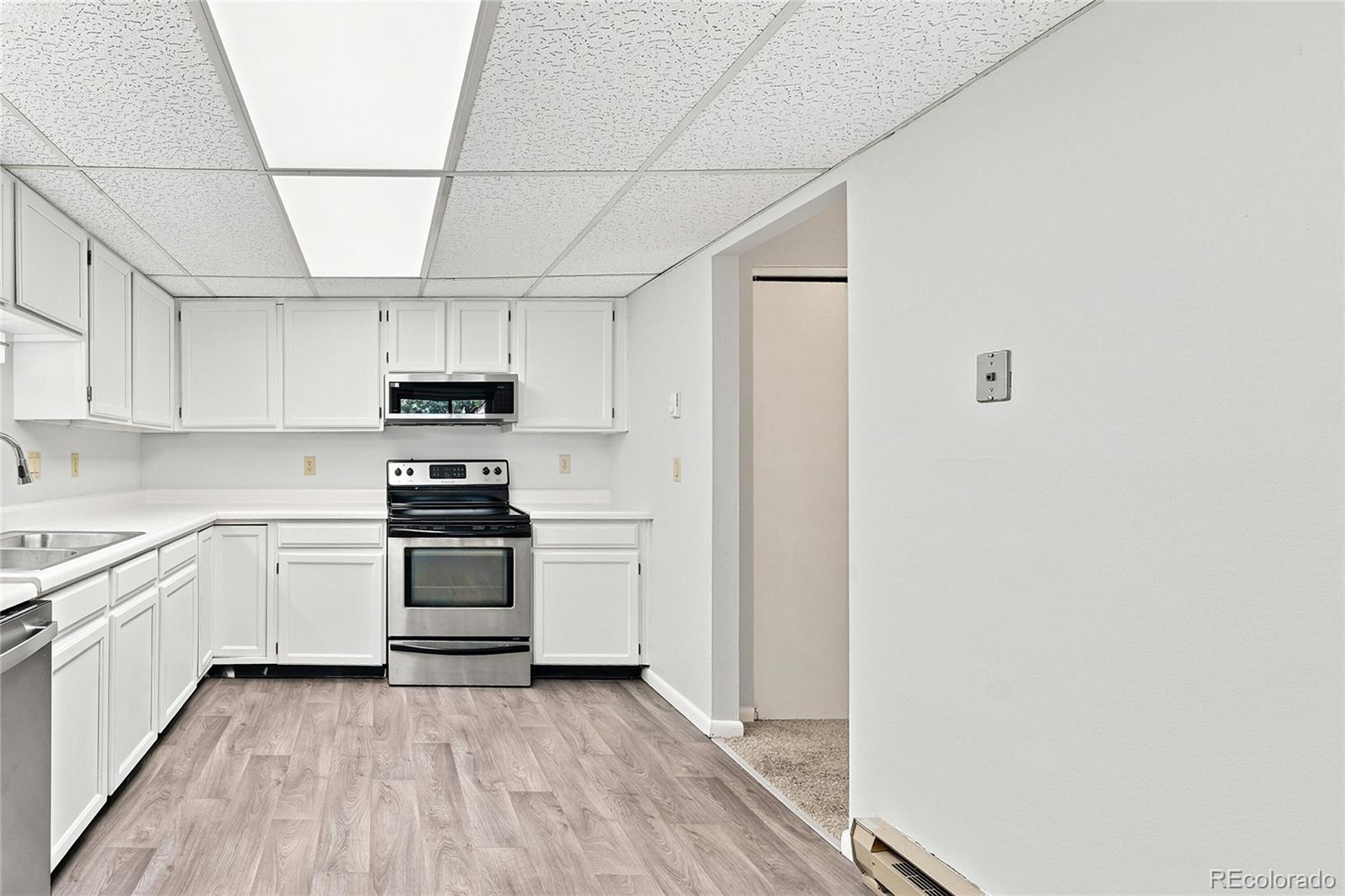 MLS Image #8 for 13941 e oxford place,aurora, Colorado