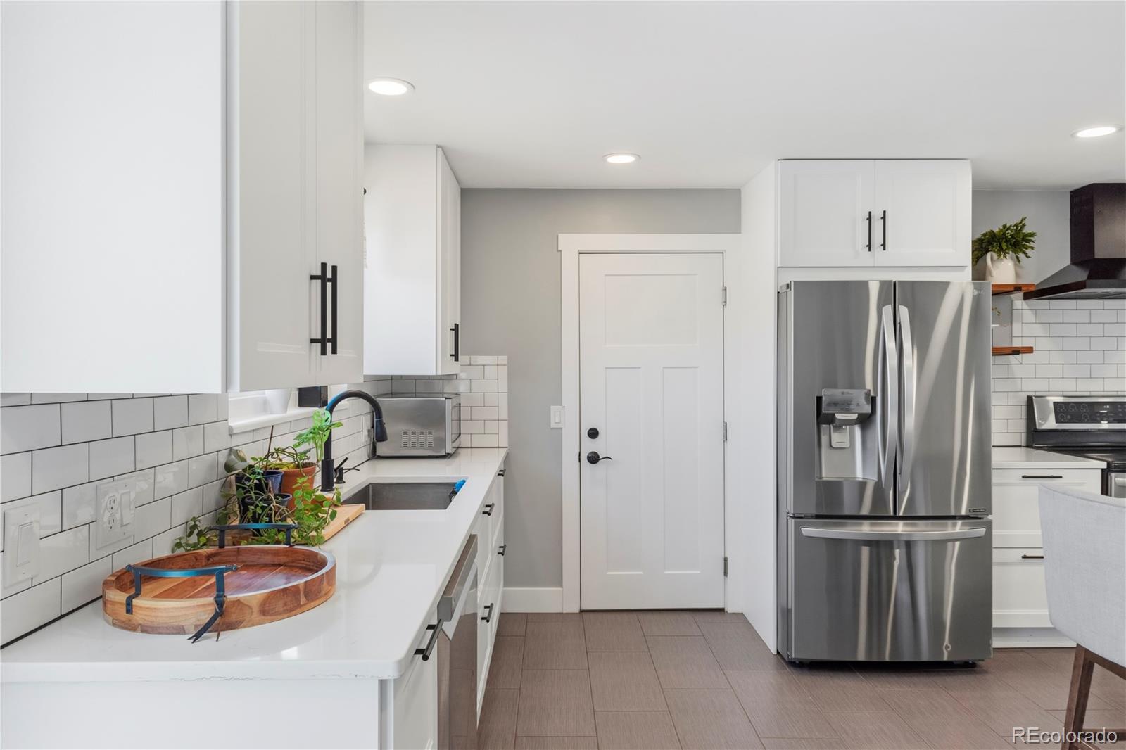MLS Image #7 for 1420 s zeno way,aurora, Colorado