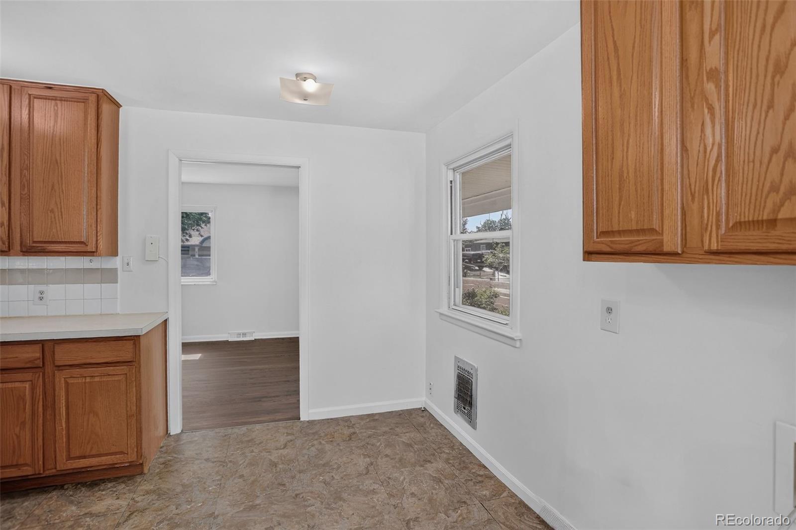 MLS Image #9 for 805  kingston street,aurora, Colorado