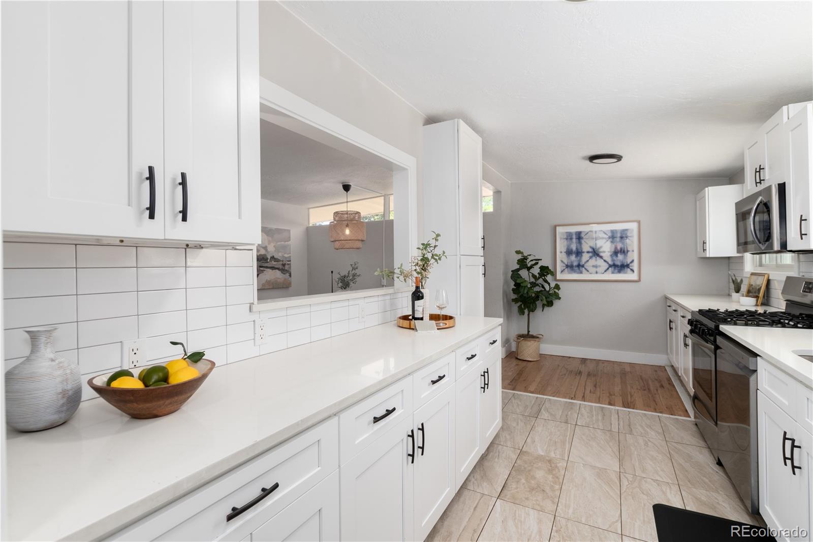 MLS Image #2 for 435 s xanadu street,aurora, Colorado