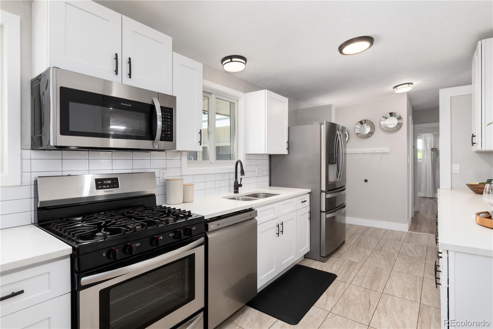 MLS Image #4 for 435 s xanadu street,aurora, Colorado