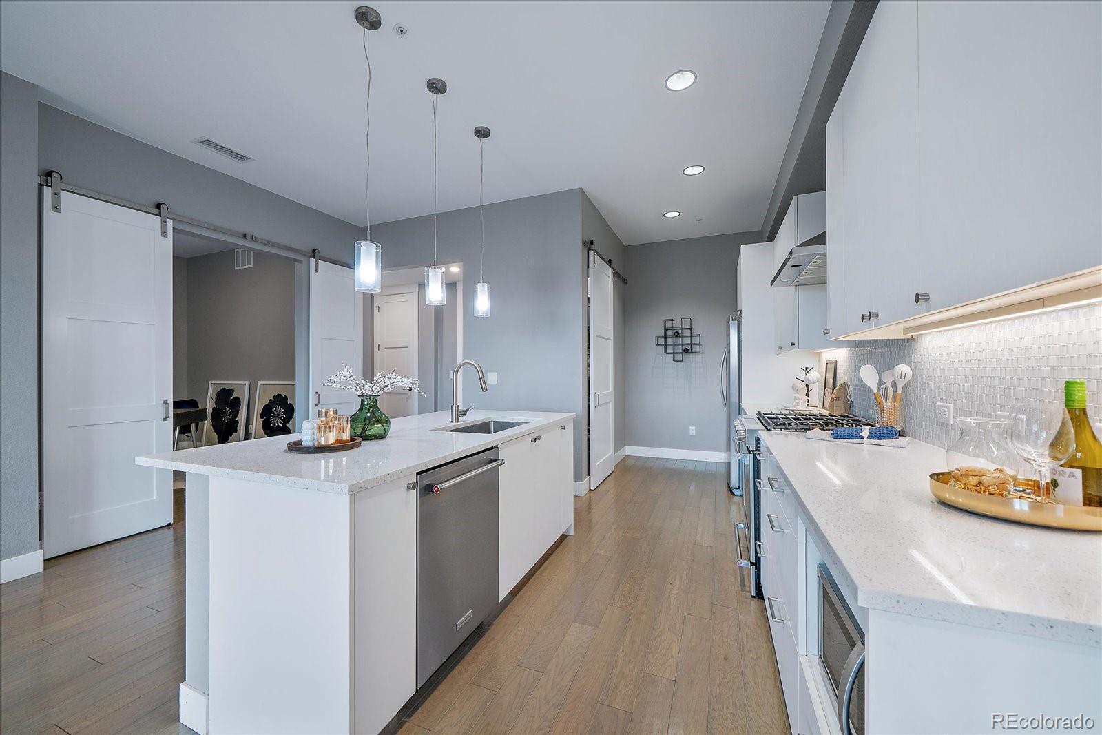 MLS Image #8 for 4885 s monaco street,denver, Colorado