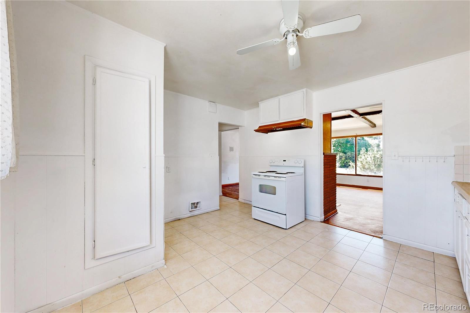MLS Image #7 for 2221 w 55th avenue,denver, Colorado