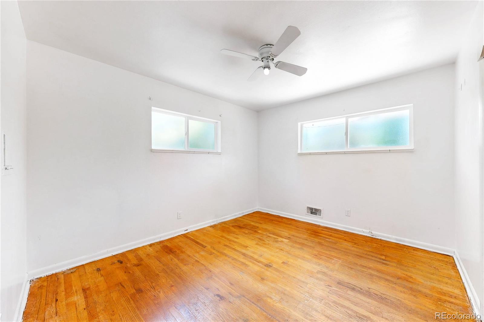 MLS Image #8 for 2221 w 55th avenue,denver, Colorado