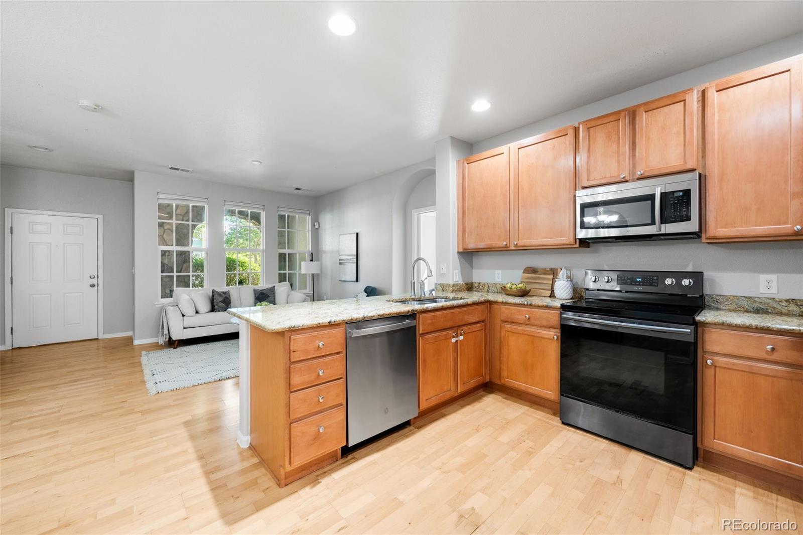 MLS Image #12 for 8892 e 24th place 102,denver, Colorado