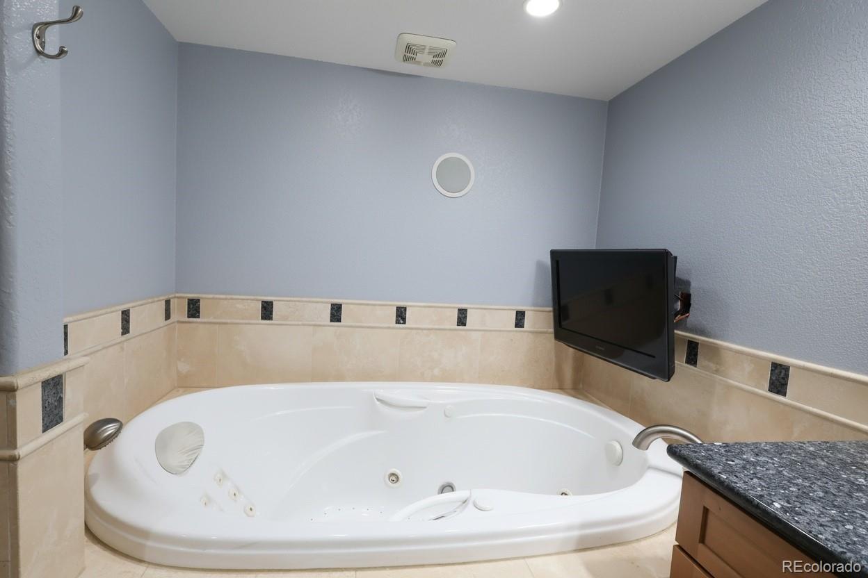 MLS Image #13 for 2285  cliffrose lane,louisville, Colorado